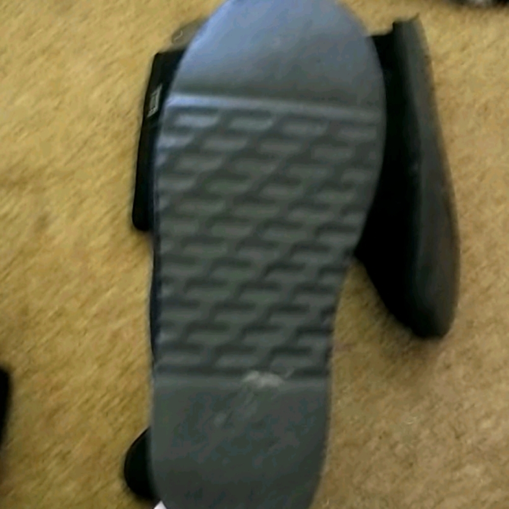 Boots - Picture 3 of 6
